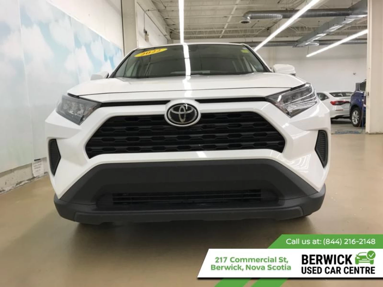 2022 Toyota RAV4 LE AWD Main Image