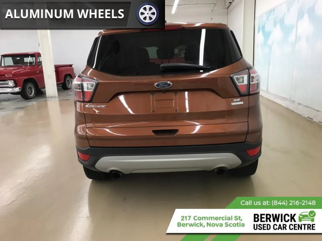 2017 Ford Escape SE Main Image