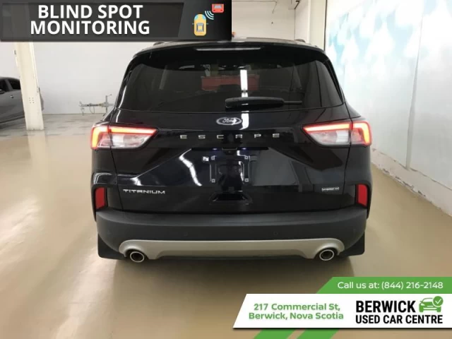 Ford Escape Titanium Hybrid AWD 2021