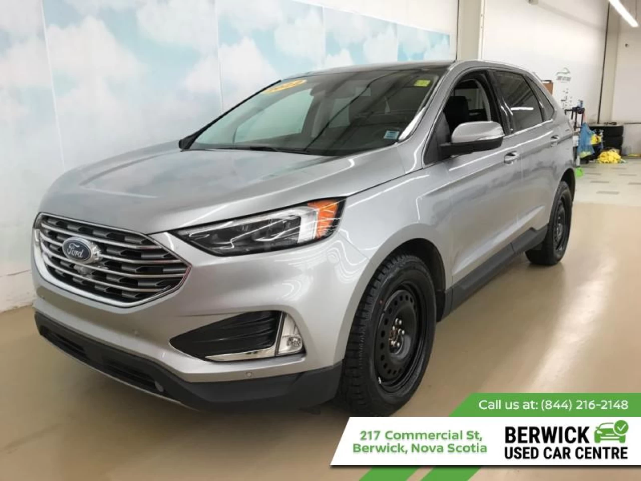 2022 Ford Edge Titanium Main Image