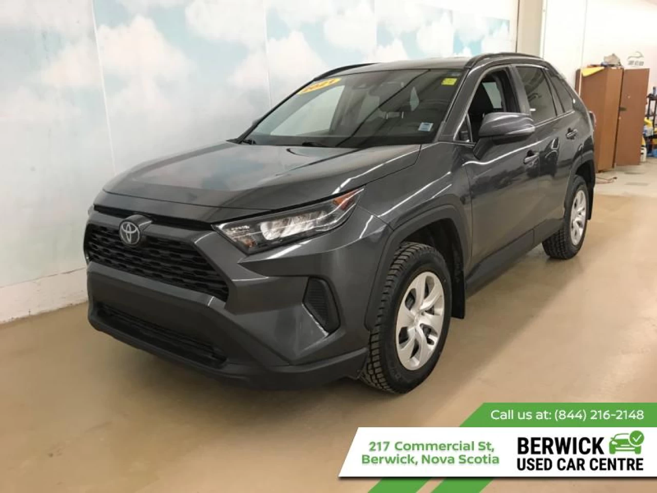 2021 Toyota RAV4 LE AWD Main Image