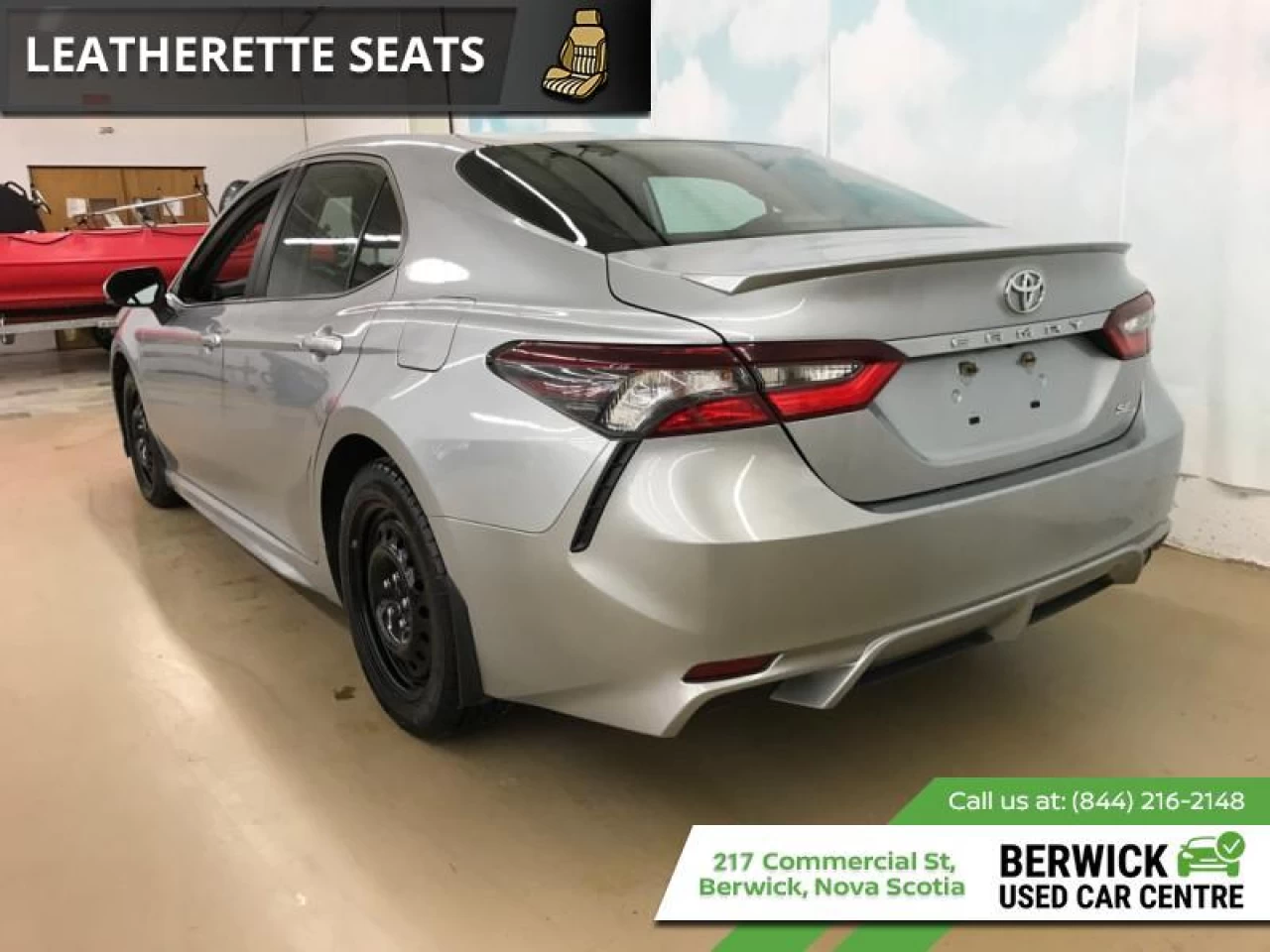 2021 Toyota Camry SE Main Image